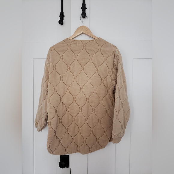 S/M Cjla quilted jacket - Picture 2 of 4